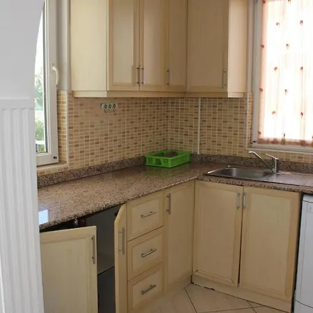 Apartment Konak 1 *